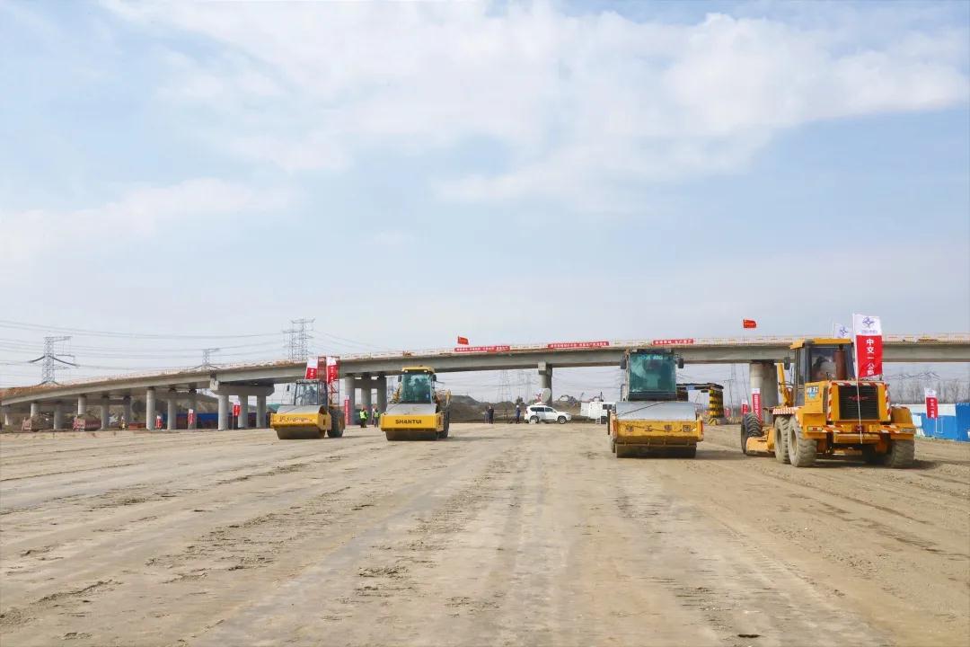 新聞直播間：中交一公局集團津石高速西段項目快速復(fù)工