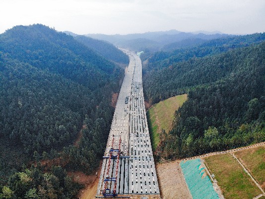 1605683885874245.jpg B5標(biāo)大龍徑2號(hào)橋——巨龍隱逸、雄姿初現(xiàn)~1.jpg